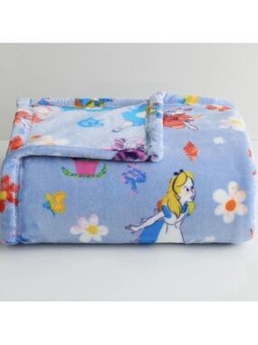 Disney Kohls The Big One Alice in wonderland throw blanket NWT